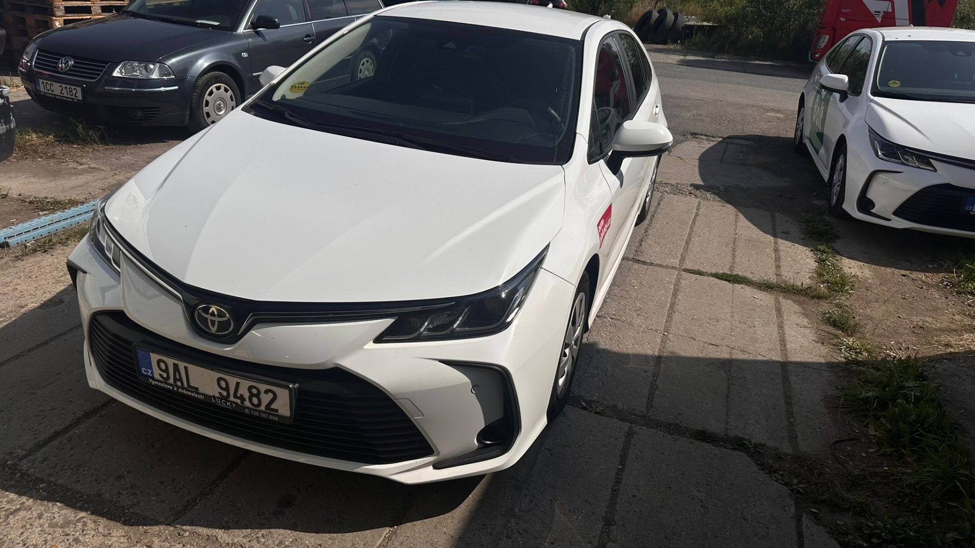 TOYOTA COROLLA